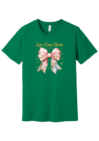 Love Came Down Nativity Bow tee in Kelly Green, featuring a blush satin bow with painted nativity scenes under gold Love Came Down script and Luke 2:11